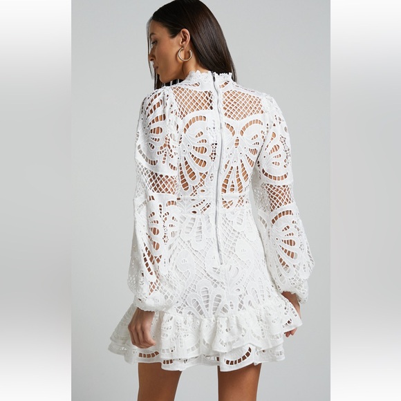 KISS ME NOW MINI DRESS - LONG PUFF SLEEVE DRESS IN WHITE LACE - Picture 7 of 11